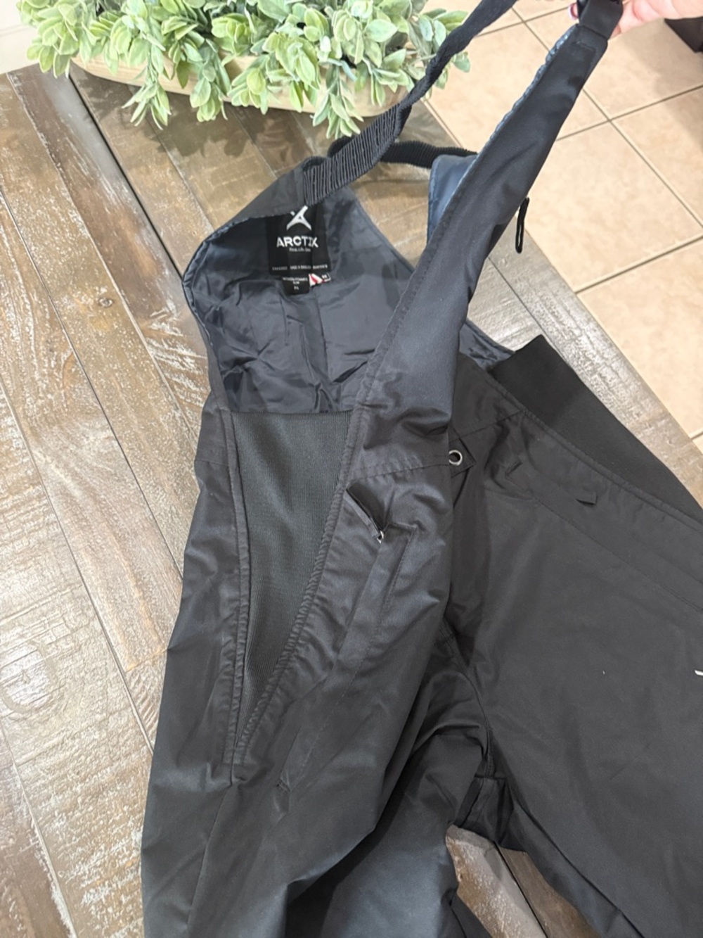 Arctix Women's Insulated Bibs in Slate Gray and Black - Size SMALL - Picture 7 of 12